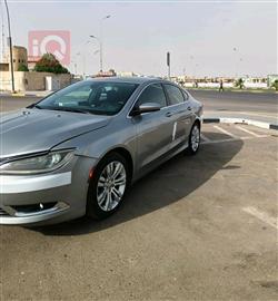 Chrysler 200